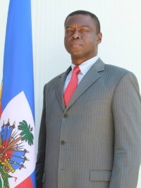 Haiti - Justice : The former Minister of the Interior Réginald Delva charged with complicity